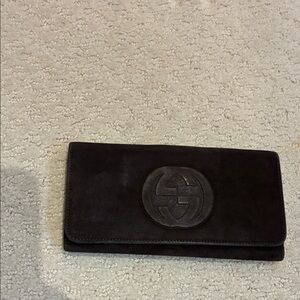 Gucci suede and leather long wallet👝